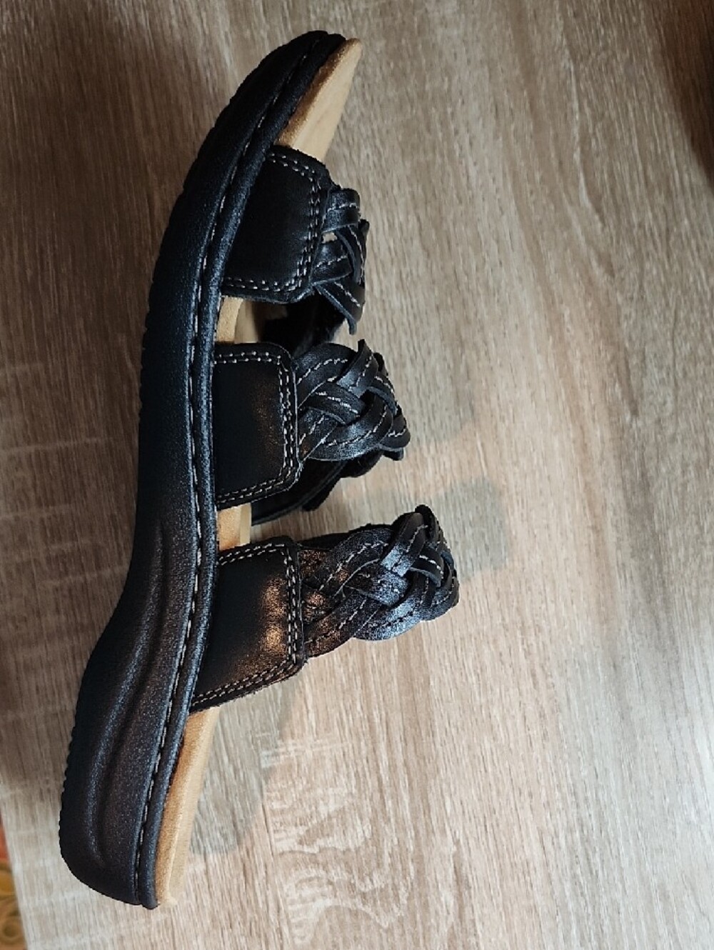 Clarks Women's Black Braided Laurieann Rio Triple-Strap Slide Sandals - Picture 3 of 5